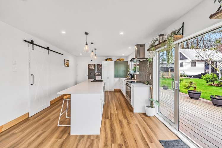 51 High Street Southbridge_5
