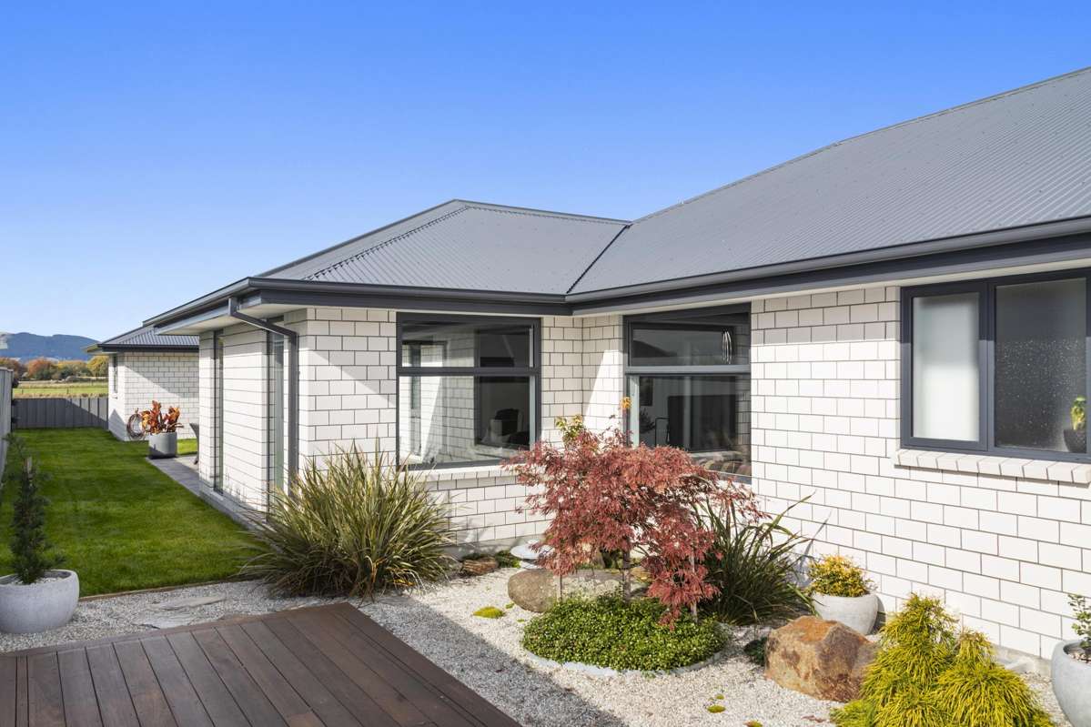 14 Ascot Close_4