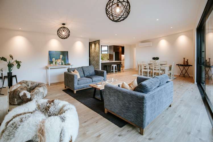 13 Fern Burn Close Wanaka_8