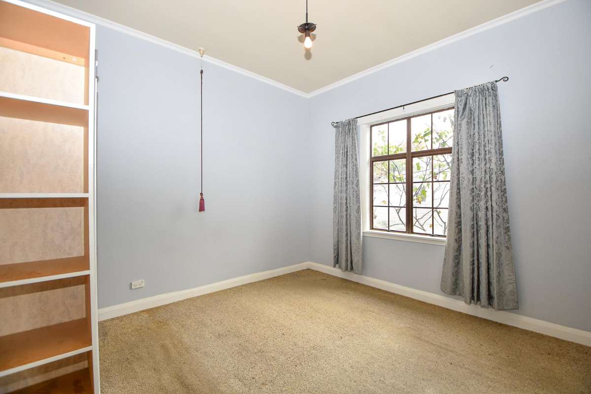 243 High Street North_5