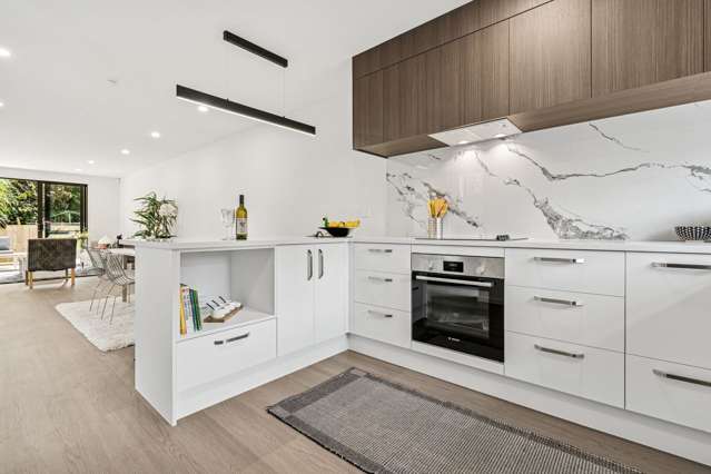 5/14 Freyberg Place Howick_2